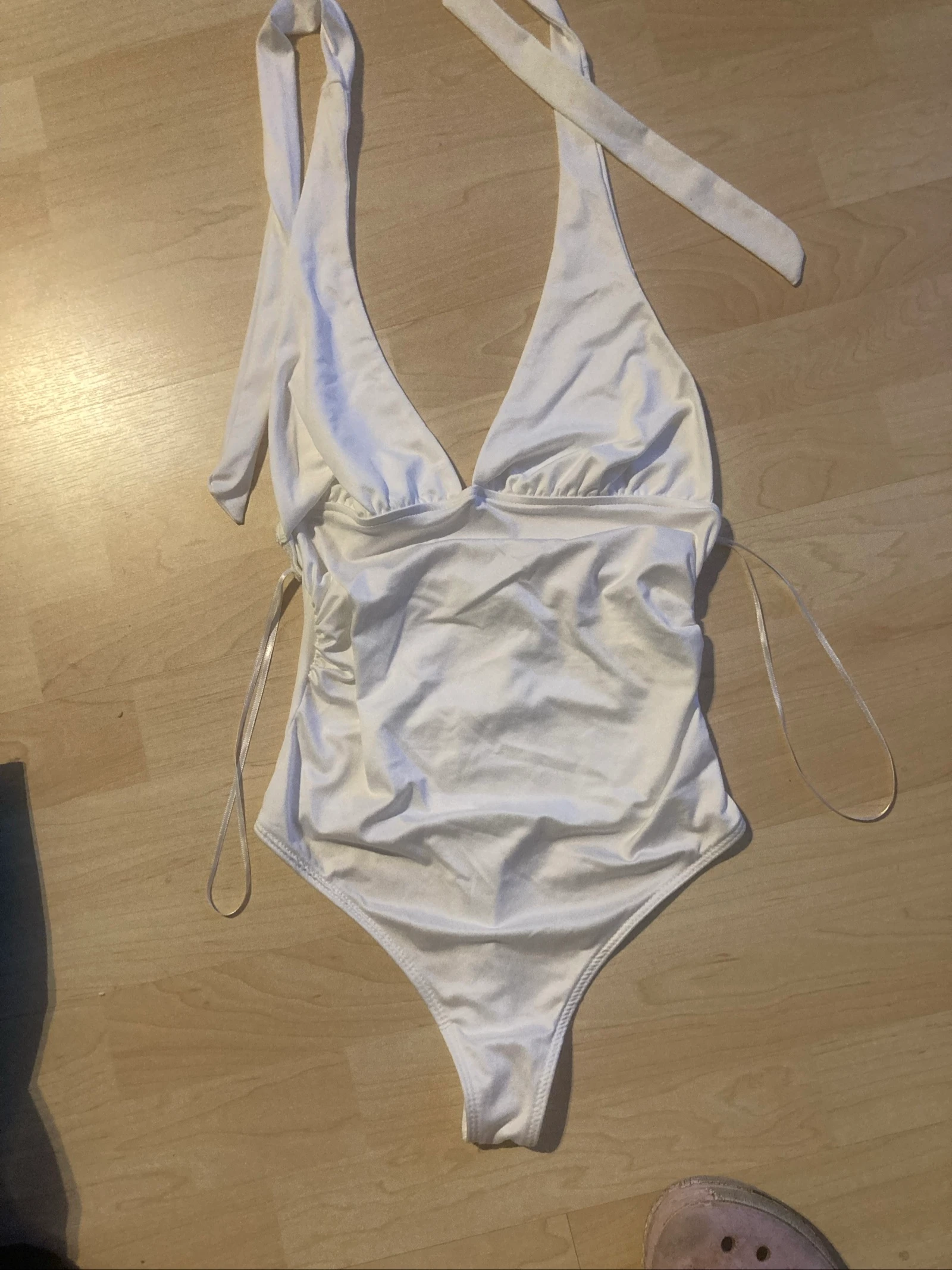 Très beau maillot de bain taille 38